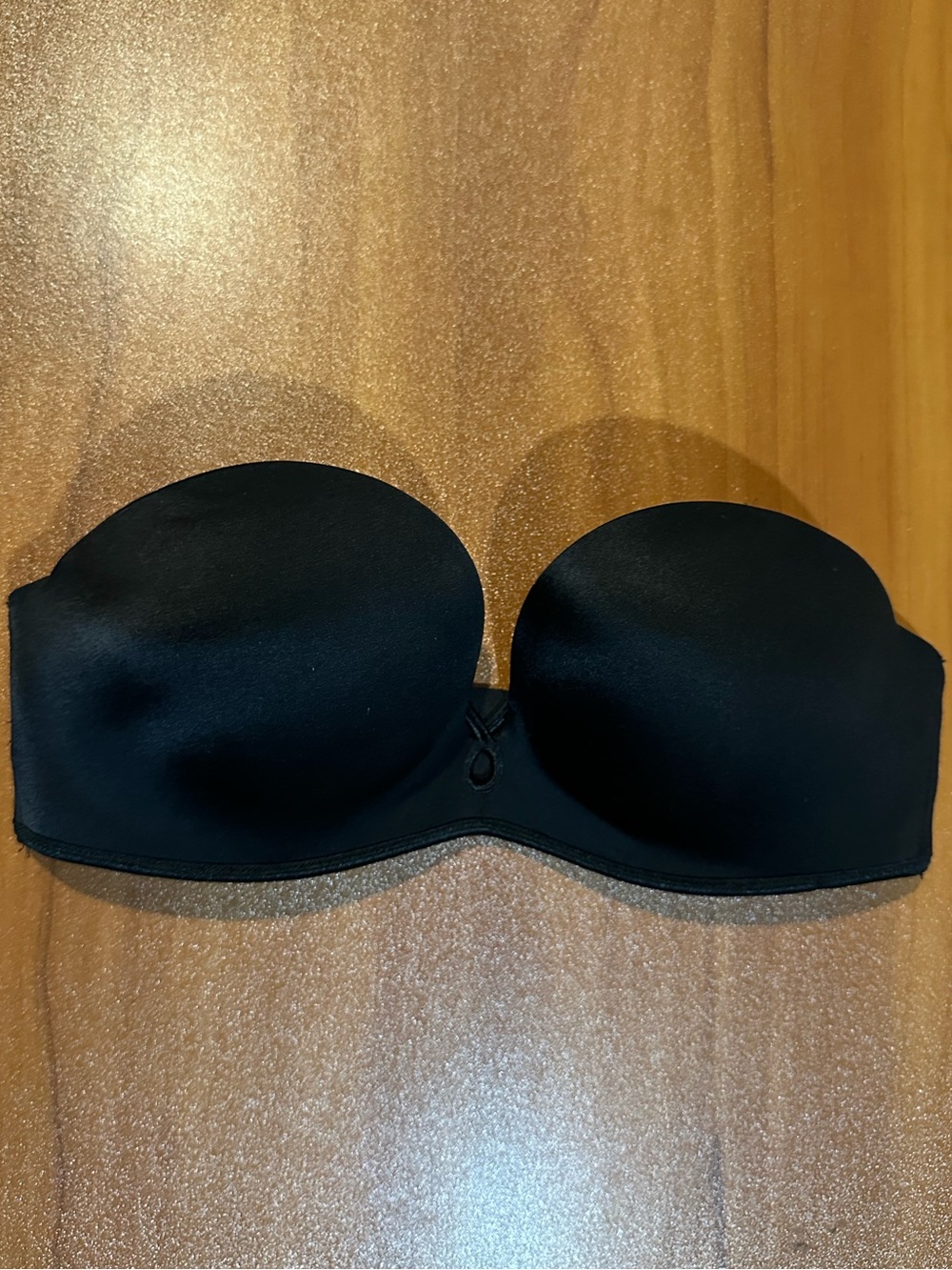 Victoria’s Secret Black Strapless Underwire Bra Size 32B Smooth Convertible